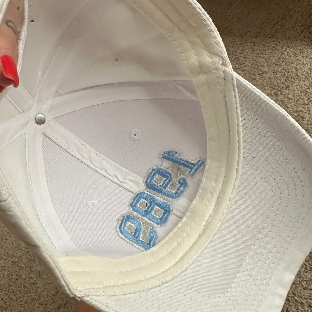 Taylor Swift | 1989 hat - Picture 6 of 6